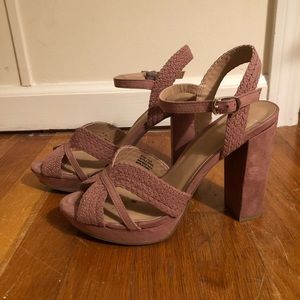 Kaari Rose Block Heel